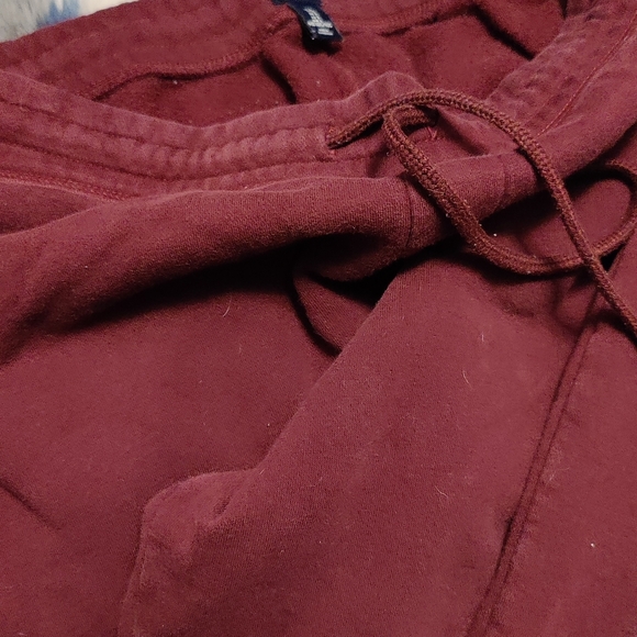 Men's Gap Sweatpants - Picture 3 of 5